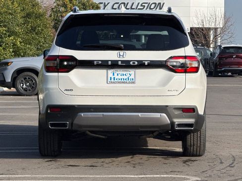 New 2026 Honda Pilot Elite image 5