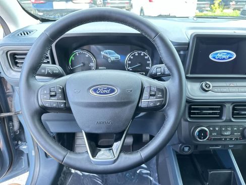 Used 2024 Ford Maverick Lariat w/ Black Appearance Package FWD image 18
