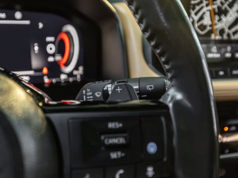 Used 2022 Nissan Rogue Platinum w/ Head-Up Display Package FWD image 8