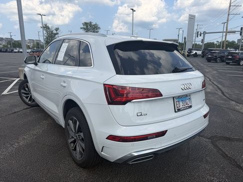 Used 2023 Audi Q5 2.0T Premium Plus w/ Premium Plus Package AWD/4WD image 3