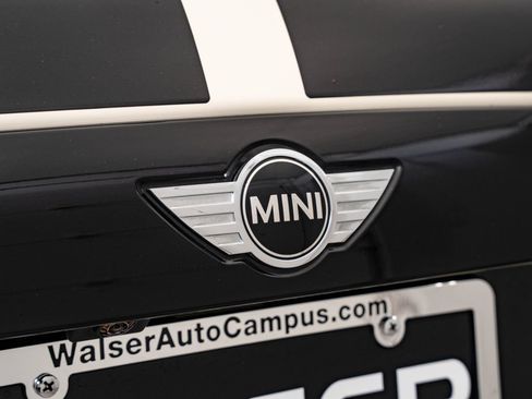Used 2018 MINI Cooper 2-Door Hardtop FWD image 16