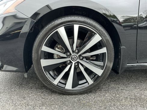 Used 2022 Nissan Altima 2.5 Platinum AWD/4WD image 9