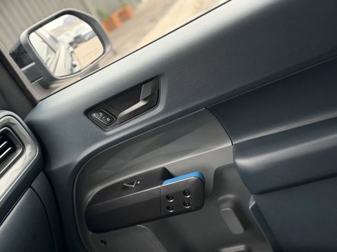 Used 2025 Ford Maverick Lobo image 40