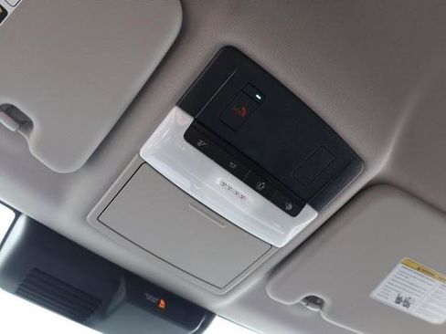 New 2026 Nissan Rogue SL AWD/4WD image 17