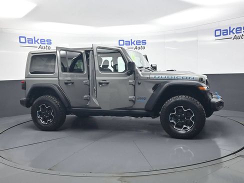 Used 2022 Jeep Wrangler Unlimited Rubicon 4xe w/ Cold Weather Group AWD/4WD image 55
