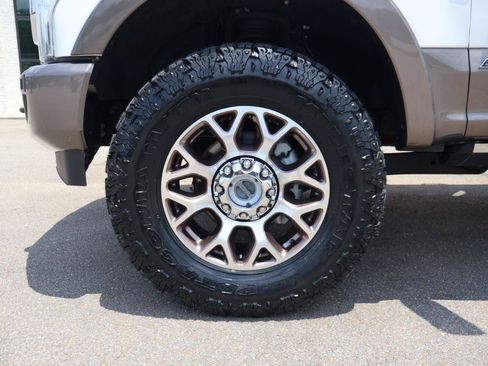 Used 2022 Ford F250 King Ranch w/ King Ranch Ultimate Package AWD/4WD image 17