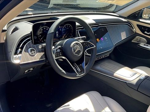 New 2026 Mercedes-Benz E 450 4MATIC Sedan image 6