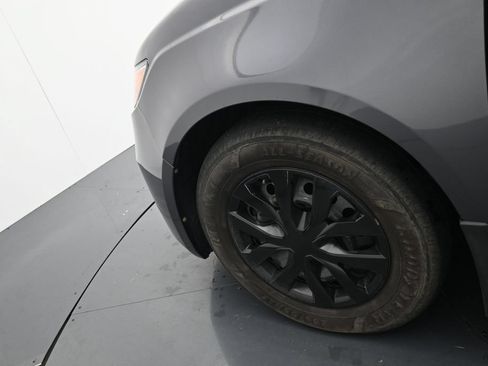 Used 2016 Honda Odyssey LX image 15
