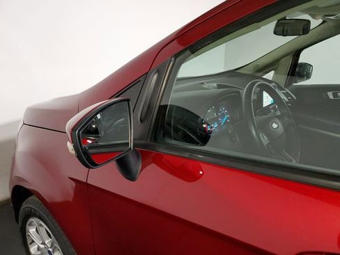 Used 2019 Ford EcoSport SE image 27