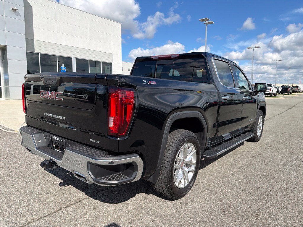 Used 2021 GMC Sierra 1500 SLT w/ SLT Premium Package AWD/4WD image 8