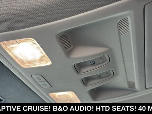 Used 2022 Ford Escape SEL w/ Technology Package FWD image 23
