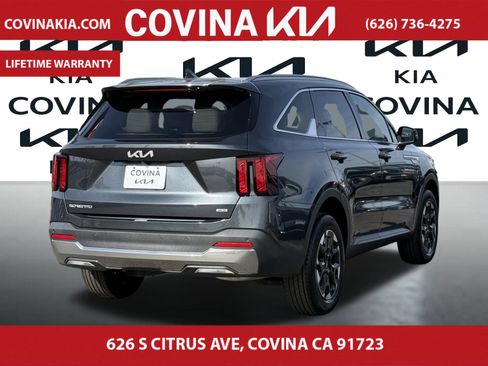 Certified 2024 Kia Sorento S w/ Panoramic Sunroof Package image 8