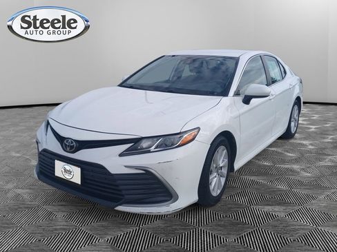 Used 2023 Toyota Camry LE FWD image 1