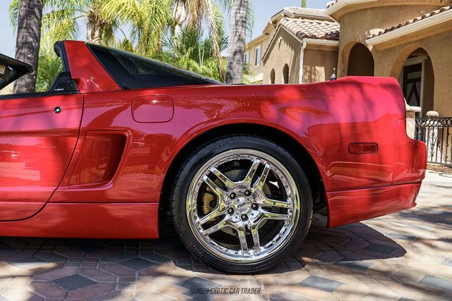 Used 2004 Acura NSX T RWD image 5