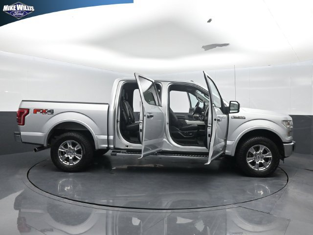 Used 2016 Ford F150 Lariat w/ Equipment Group 502A Luxury AWD/4WD image 27