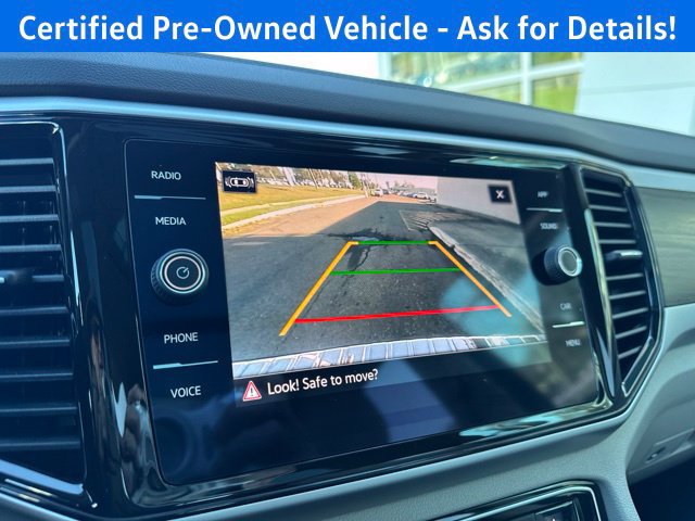 Certified 2022 Volkswagen Atlas SE w/ Panoramic Sunroof Package AWD/4WD image 18