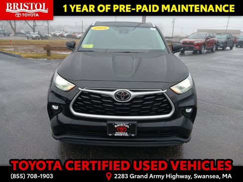 Certified 2023 Toyota Highlander XLE image 2