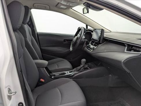 Used 2022 Toyota Corolla LE FWD image 21