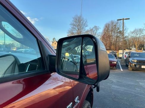 Used 2018 RAM 2500 Laramie w/ Sport Appearance Group image 13