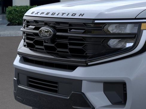 New 2026 Ford Expedition Platinum w/ Stealth Appearance Package AWD/4WD image 17