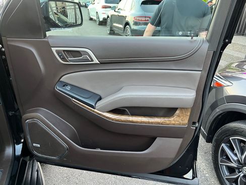 Used 2019 GMC Yukon XL Denali image 40