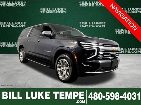 Used 2025 Chevrolet Suburban Premier image 1