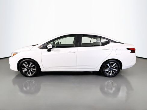 Used 2021 Nissan Versa SV image 6
