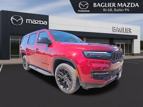 Used 2024 Jeep Wagoneer Series II image 1