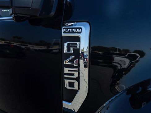 Used 2022 Ford F450 Platinum AWD/4WD image 13