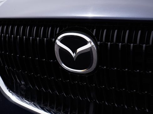 Used 2024 MAZDA CX-90 3.3 Turbo w/ Premium Package AWD/4WD image 3