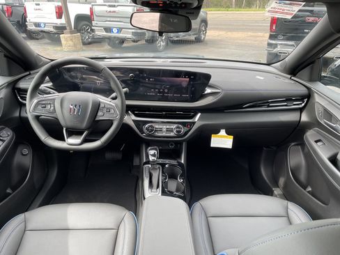 New 2026 Buick Envista Sport Touring w/ Convenience I Package FWD image 22