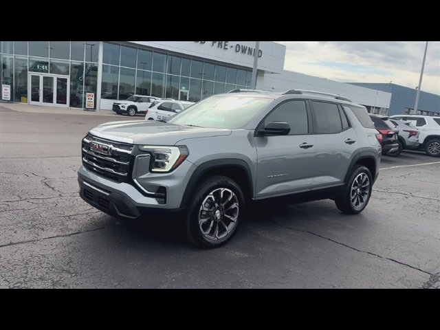 Used 2025 GMC Terrain Elevation w/ Elevation Premium Package AWD/4WD image 4