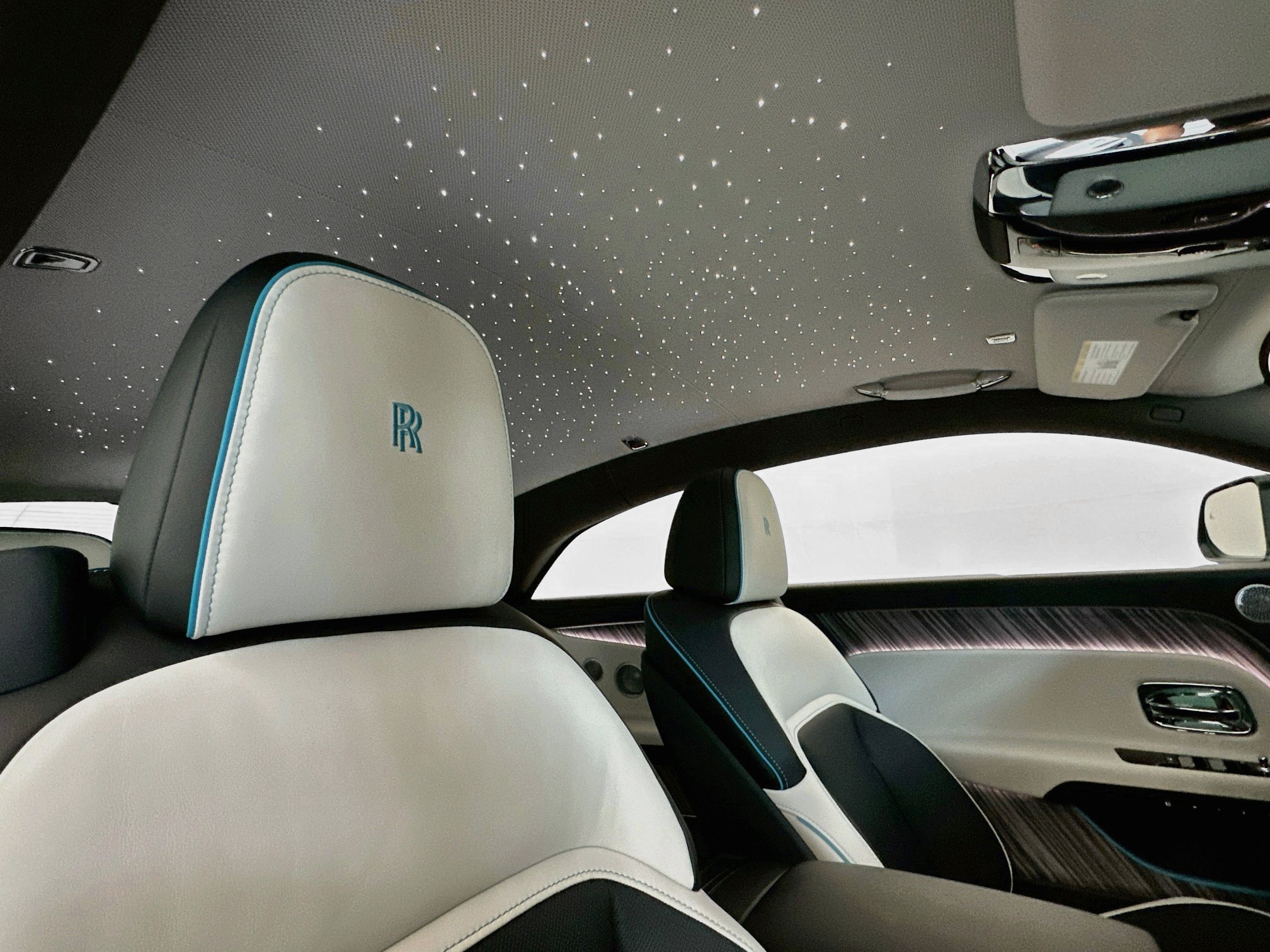 New 2026 Rolls-Royce Spectre w/ Spectre Enhancement Package AWD/4WD image 21