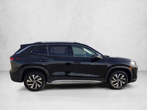 Certified 2025 Volkswagen Tiguan S FWD image 4