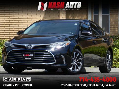 Used 2018 Toyota Avalon XLE FWD image 4