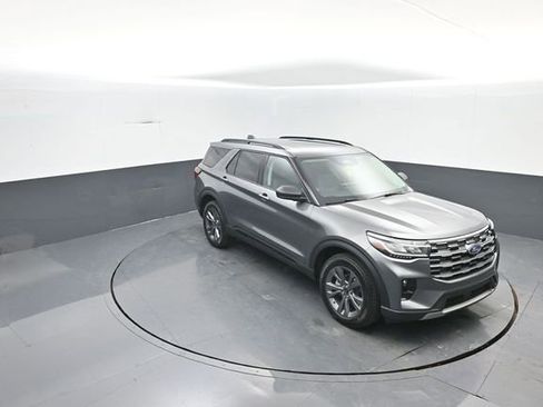 New 2026 Ford Explorer Active w/ Active Comfort Package image 24