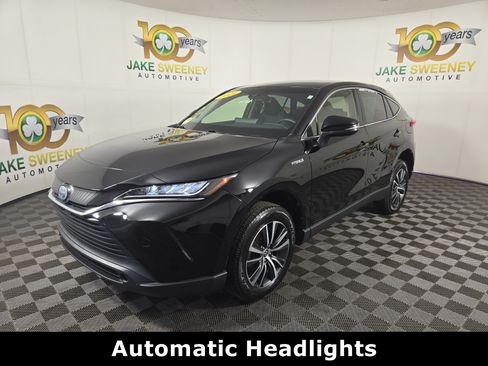 Used 2021 Toyota Venza LE w/ Carpet Mat Package (TMS) AWD/4WD image 4