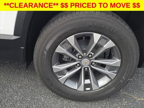New 2026 Chevrolet Equinox LT FWD image 31