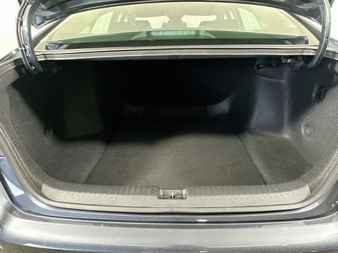Used 2025 Honda Accord LX image 27