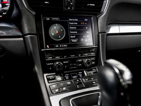 Used 2012 Porsche 911 Carrera S image 13