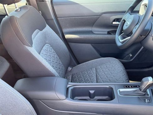 New 2026 Nissan Kicks SV image 11