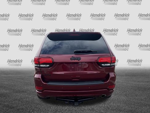 Used 2021 Jeep Grand Cherokee Laredo X image 9