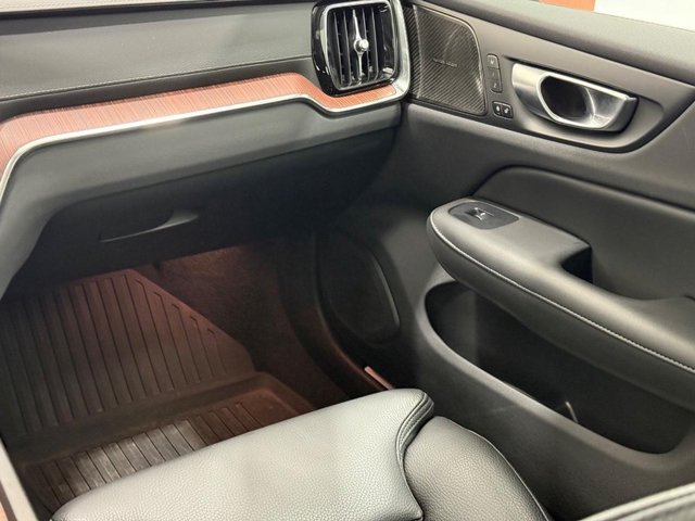 Used 2024 Volvo S60 B5 Ultimate w/ Climate Package AWD/4WD image 13