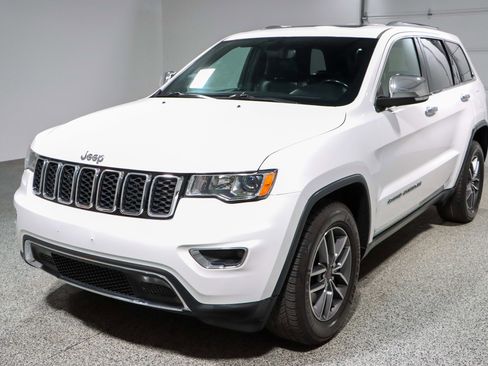 Used 2021 Jeep Grand Cherokee Limited image 31