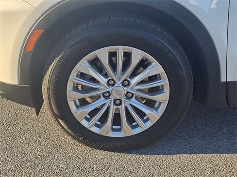 Used 2024 Cadillac XT4 Luxury image 9