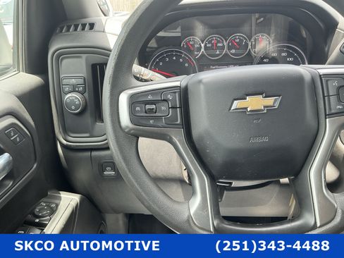 Used 2022 Chevrolet Silverado 1500 Custom w/ Safety Confidence Package RWD image 19
