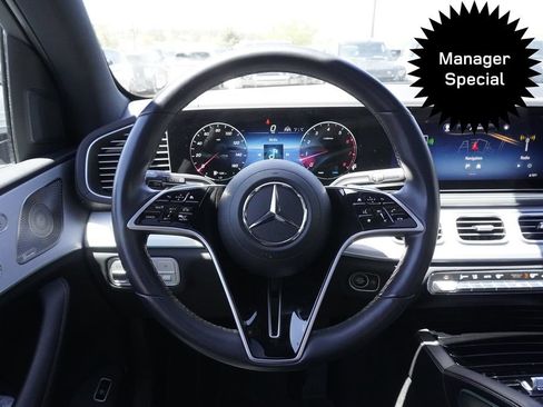 Used 2025 Mercedes-Benz GLS 450 4MATIC image 10