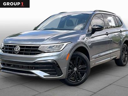 Used 2022 Volkswagen Tiguan SE R-Line