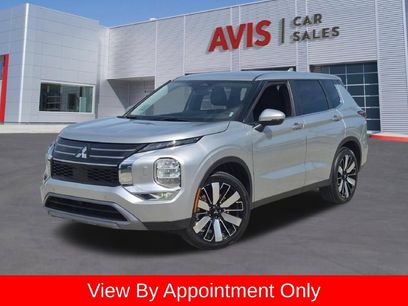 Used 2025 Mitsubishi Outlander SE