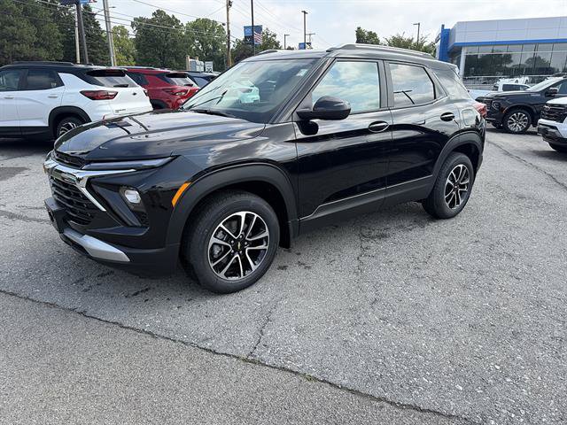 New 2026 Chevrolet TrailBlazer LT w/ Convenience Package AWD/4WD image 1